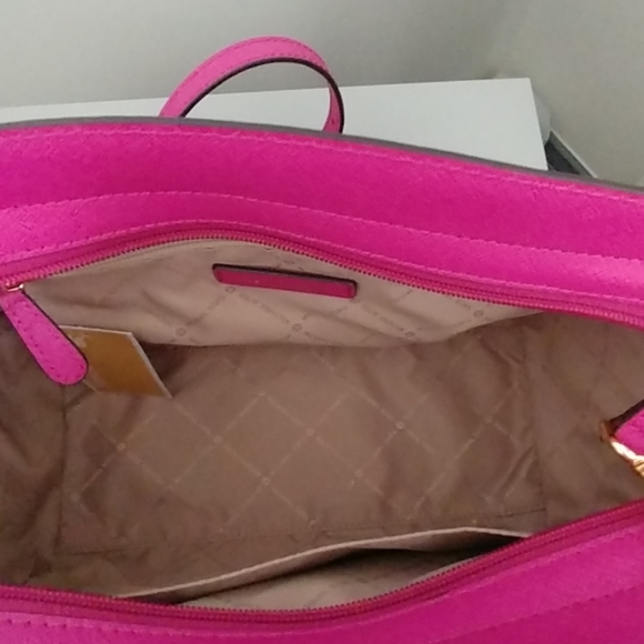 NWT MICHAEL KORS Studded Leather Satchel - Picture 7 of 8